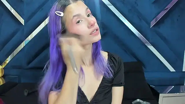 barbieambar online show from September 26, 2025, 8:27 pm