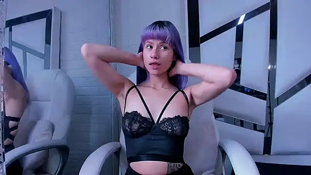 barbieambar online show from October 3, 2025, 2:07 pm