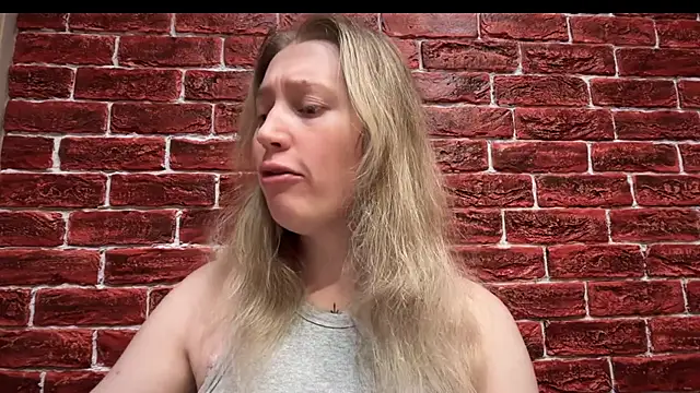 Snapshot of CitrusBlissss chatting on October 23, 2025, 12:04 pm CitrusBlissss online show from October 23, 2025, 12:04 pm