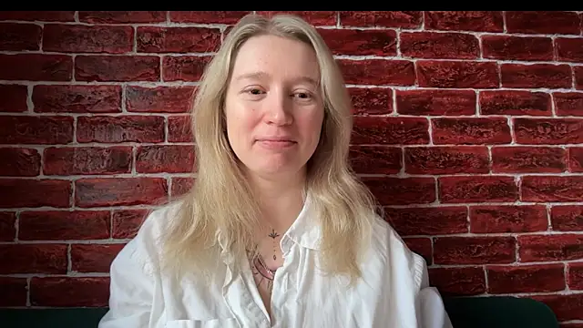 Snapshot of CitrusBlissss chatting on October 30, 2025, 2:32 am CitrusBlissss online show from October 30, 2025, 2:32 am