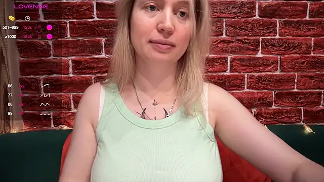 CitrusBlissss online show from December 16, 2025, 3:05 pm