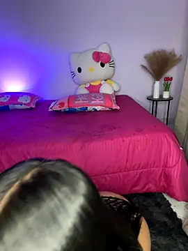 Snapshot of Dulcekitty__ chatting on September 26, 2025, 10:11 am Dulcekitty online show from September 26, 2025, 10:11 am