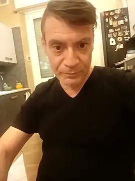 Snapshot of no-tabu chatting on November 8, 2025, 7:17 pm no-tabu online show from November 8, 2025, 7:17 pm