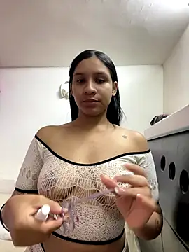 Snapshot of Danny_gonza chatting on October 7, 2025, 12:00 am Danny gonza online show from October 7, 2025, 12:00 am