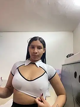 Snapshot of Danny_gonza chatting on October 22, 2025, 2:11 am Danny gonza online show from October 22, 2025, 2:11 am