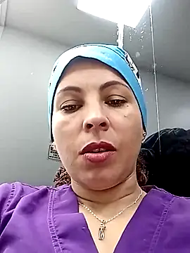 Snapshot of Yanis_Ariel12 chatting on October 8, 2025, 7:03 pm Yanis Ariel12 online show from October 8, 2025, 7:03 pm