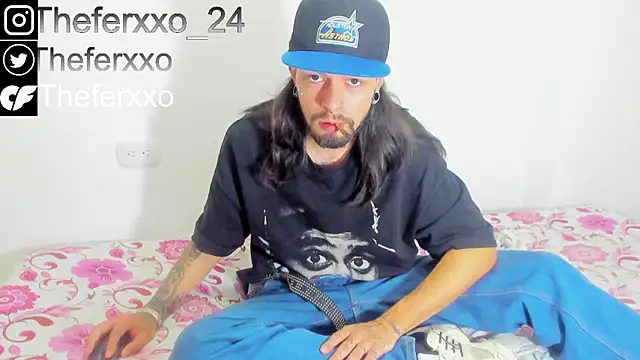 Snapshot of Theferxxo_12 chatting on November 5, 2025, 10:13 pm Theferxxo 12 online show from November 5, 2025, 10:13 pm