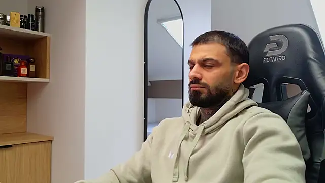 AresSteelX online show from November 13, 2025, 10:19 am