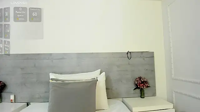 Snapshot of sunnyWhitee chatting on June 10, 2026, 7:15 pm sunnyWhitee online show from June 10, 2026, 7:15 pm