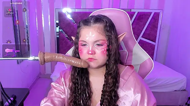 ShylySweet online show from March 21, 2026, 5:41 am