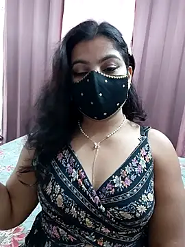 Snapshot of Aavya_007 chatting on October 27, 2025, 4:24 am Aavya 007 online show from October 27, 2025, 4:24 am