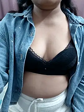 Snapshot of Aavya_007 chatting on November 23, 2025, 3:22 pm Aavya 007 online show from November 23, 2025, 3:22 pm