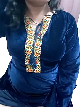 Snapshot of Aavya_007 chatting on November 8, 2025, 3:59 pm Aavya 007 online show from November 8, 2025, 3:59 pm