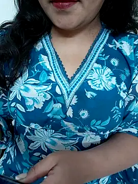 Snapshot of Aavya_007 chatting on November 15, 2025, 6:23 pm Aavya 007 online show from November 15, 2025, 6:23 pm