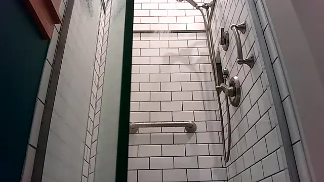 Snapshot of LEVIATHANX666 chatting on February 23, 2026, 5:02 pm LEVIATHANX666 online show from February 23, 2026, 5:02 pm