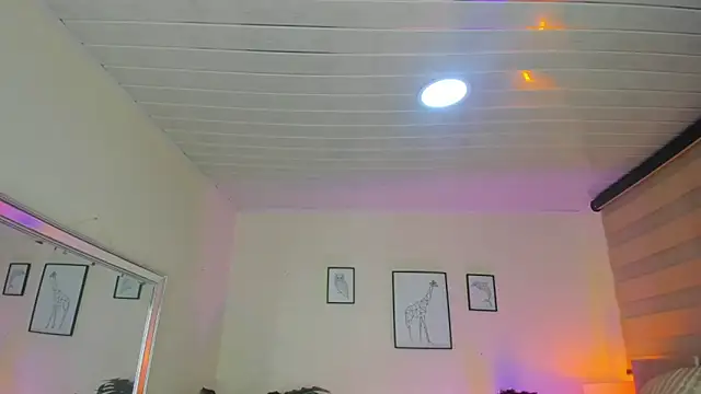 Snapshot of LusyKitty chatting on October 20, 2025, 3:12 pm LusyKitty online show from October 20, 2025, 3:12 pm