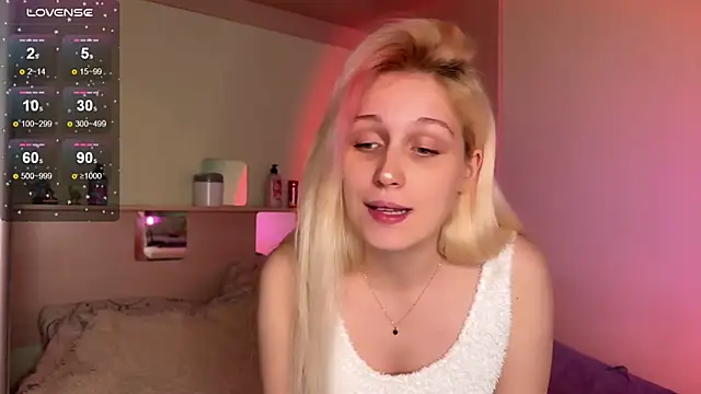 Snapshot of _Annabel_Myr_ chatting on September 14, 2025, 11:10 am Annabel Myr online show from September 14, 2025, 11:10 am
