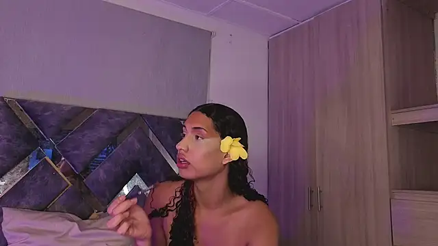 candice777 online show from January 14, 2026, 2:53 pm