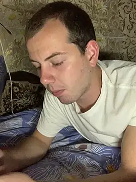 sal0mka online show from October 2, 2025, 8:12 pm