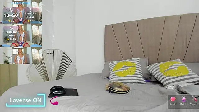 Lady miss    online show from November 13, 2025, 12:53 pm