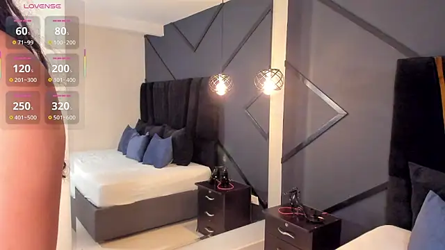 arisha williams online show from November 11, 2025, 6:58 pm