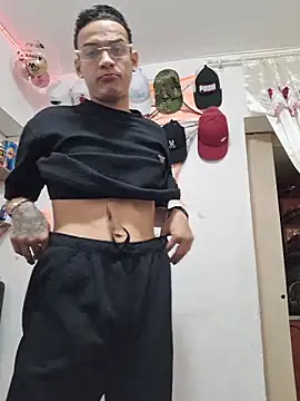 Ethanho0t online show from October 25, 2025, 4:40 pm