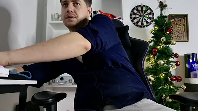 aaron nvk online show from December 21, 2025, 8:53 pm