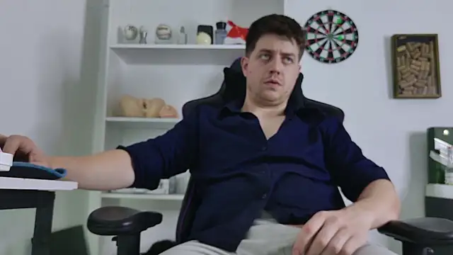 aaron nvk online show from December 18, 2025, 8:56 pm