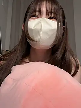 MOEMOE-Q online show from April 11, 2026, 6:22 pm