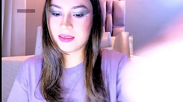 InnoocentLunaa online show from January 12, 2026, 1:34 am