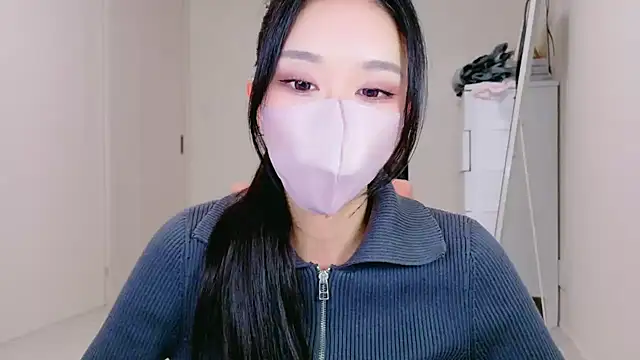 ramuchan desu online show from October 15, 2025, 2:21 am