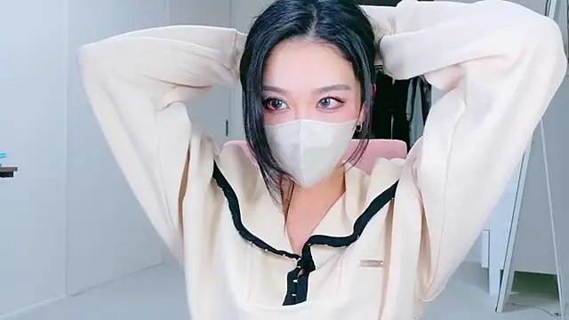 ramuchan desu online show from October 21, 2025, 1:43 pm