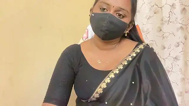 Pavani-Sexy online show from April 9, 2026, 6:58 pm