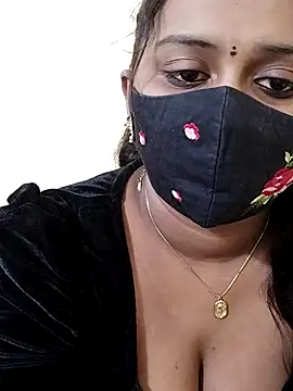 Snapshot of Pavani-Sexy chatting on February 6, 2026, 11:28 am Pavani-Sexy online show from February 6, 2026, 11:28 am