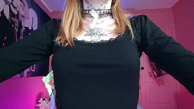 MilkMeSoftly online show from October 2, 2025, 8:07 am