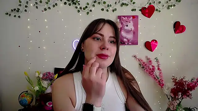 Amanda Bright  online show from March 14, 2026, 11:05 am