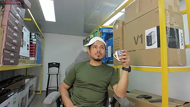 ColombiaStrip online show from February 9, 2026, 2:48 pm