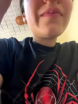 HinataArai online show from October 2, 2025, 8:01 pm