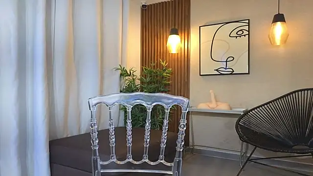 Lia Mar  online show from October 10, 2025, 6:20 pm