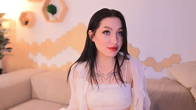  MayaMoon  online show from September 24, 2025, 5:14 am