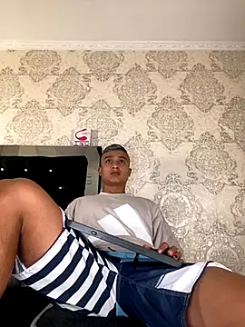 ThiagoBlaze online show from October 21, 2025, 2:44 am