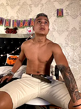 ThiagoBlaze online show from October 29, 2025, 2:21 am