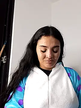 meli  brown online show from November 1, 2025, 3:24 am