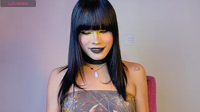 NATASHAA WINZ online show from October 10, 2025, 5:52 am