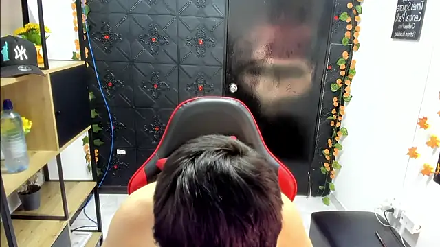  Hannah Hot online show from February 28, 2026, 2:33 am