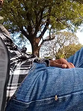 Snapshot of OmeningFurorji chatting on February 6, 2026, 10:44 am OmeningFurorji online show from February 6, 2026, 10:44 am