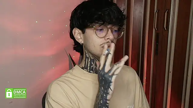 Mihail leroy online show from February 4, 2026, 1:11 am