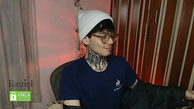 Mihail leroy online show from October 18, 2025, 12:34 am