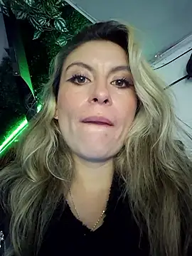 Snapshot of brianna_smoke chatting on January 9, 2026, 5:25 am brianna smoke online show from January 9, 2026, 5:25 am