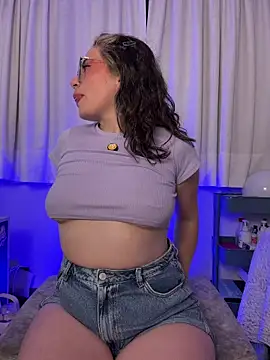 Katheerine online show from February 10, 2026, 1:37 am